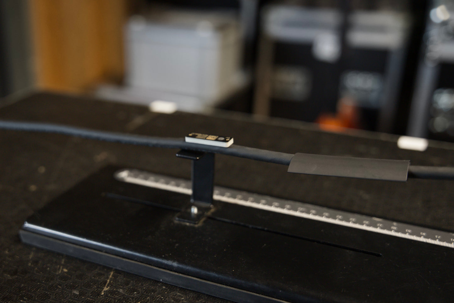 Tag positioning tool